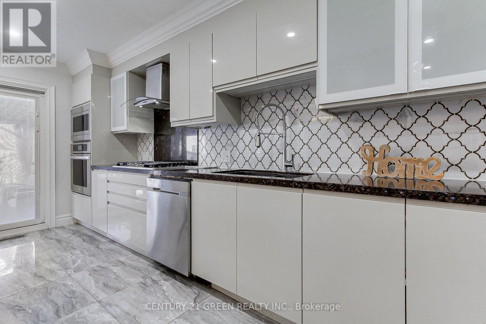 173 Rosanna Crescent, Vaughan, Ontario  L6A 2T4 - Photo 17 - N12591666