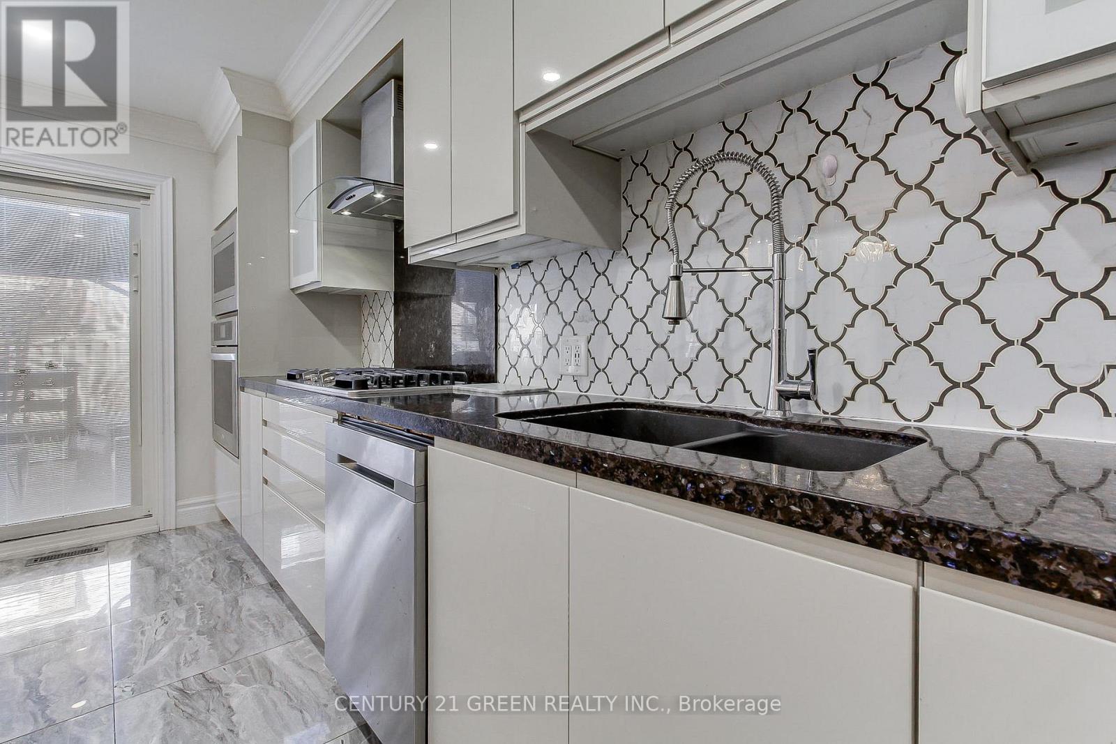 173 Rosanna Crescent, Vaughan, Ontario  L6A 2T4 - Photo 16 - N12591666