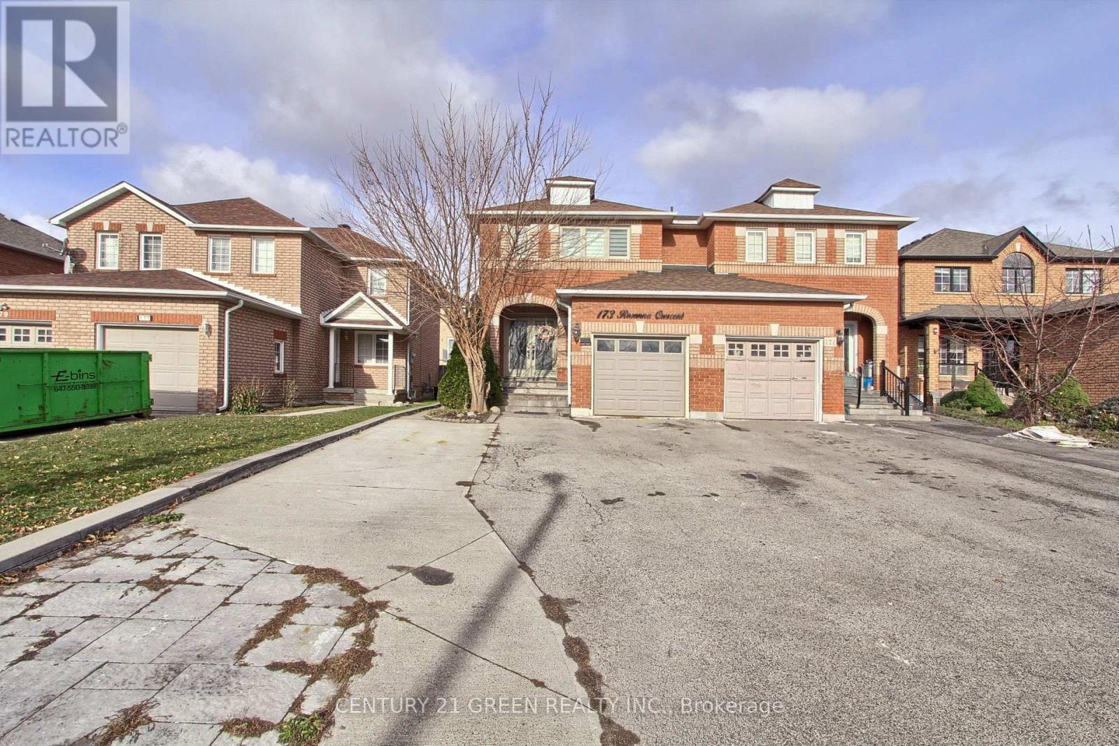 173 Rosanna Crescent, Vaughan, Ontario  L6A 2T4 - Photo 4 - N12591666