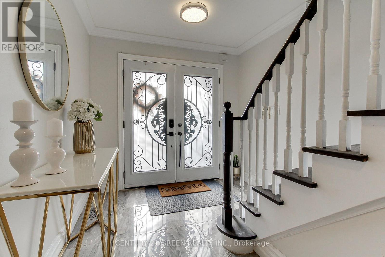 173 Rosanna Crescent, Vaughan, Ontario  L6A 2T4 - Photo 6 - N12591666