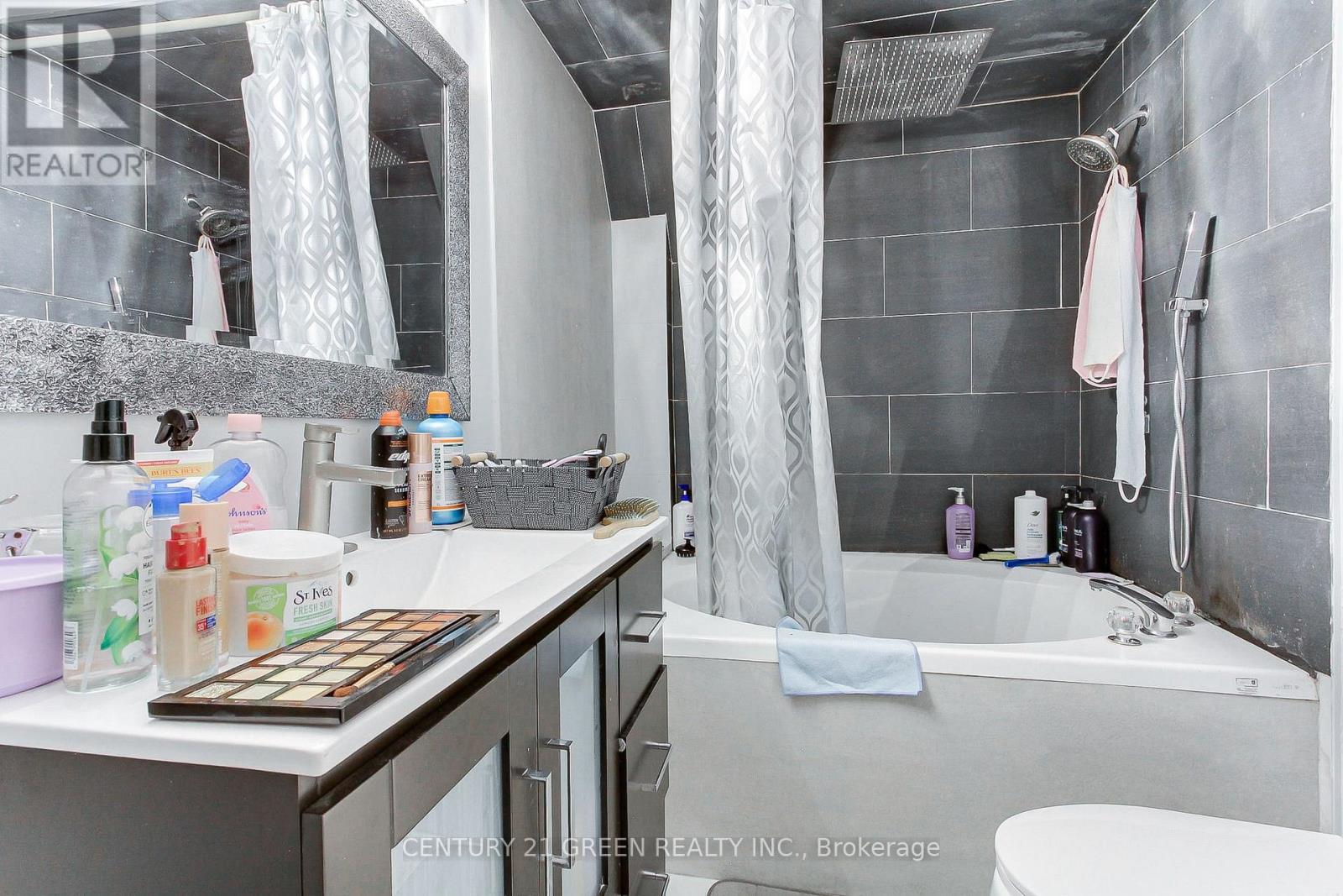 173 Rosanna Crescent, Vaughan, Ontario  L6A 2T4 - Photo 41 - N12591666