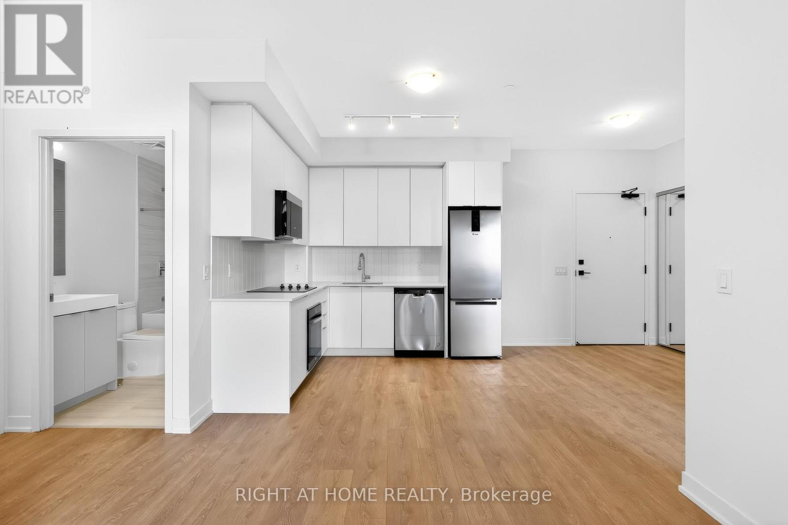 417 - 10 Abeja Street, Vaughan, Ontario  L4K 0R4 - Photo 9 - N12591662