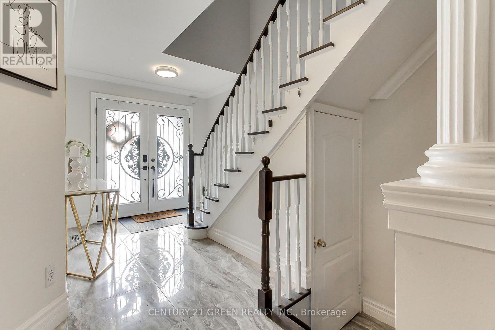 173 Rosanna Crescent, Vaughan, Ontario  L6A 2T4 - Photo 7 - N12591666