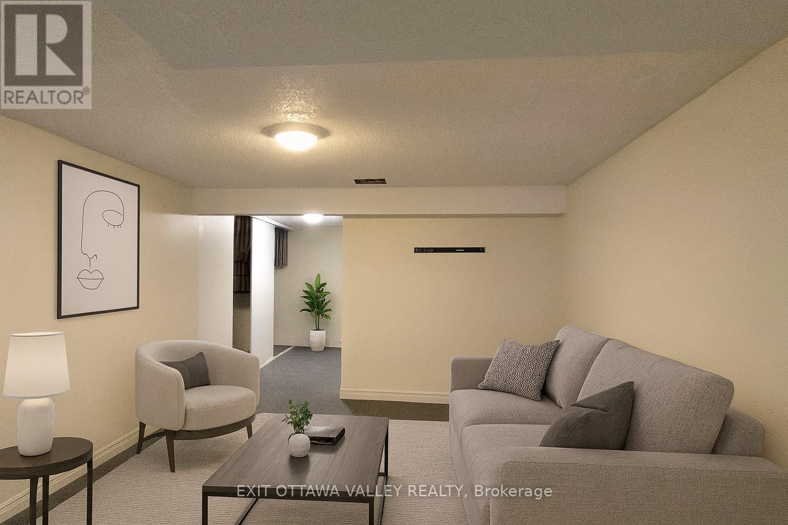 3 - 10 Charles Street, Arnprior, Ontario  K7S 1A7 - Photo 32 - X12515360