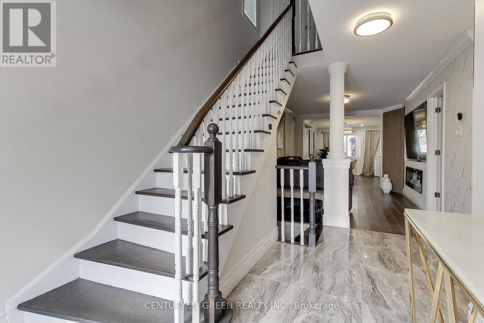 173 Rosanna Crescent, Vaughan, Ontario  L6A 2T4 - Photo 9 - N12591666