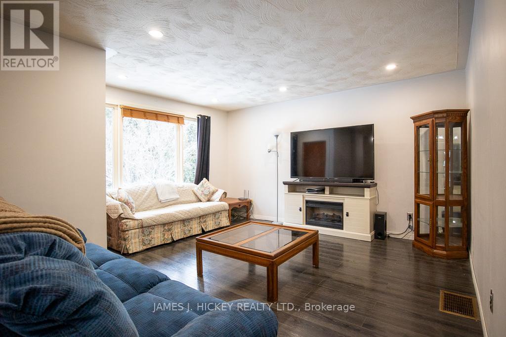 33504 Highway 17 Highway, Deep River, Ontario  K0J 1P0 - Photo 12 - X12592326