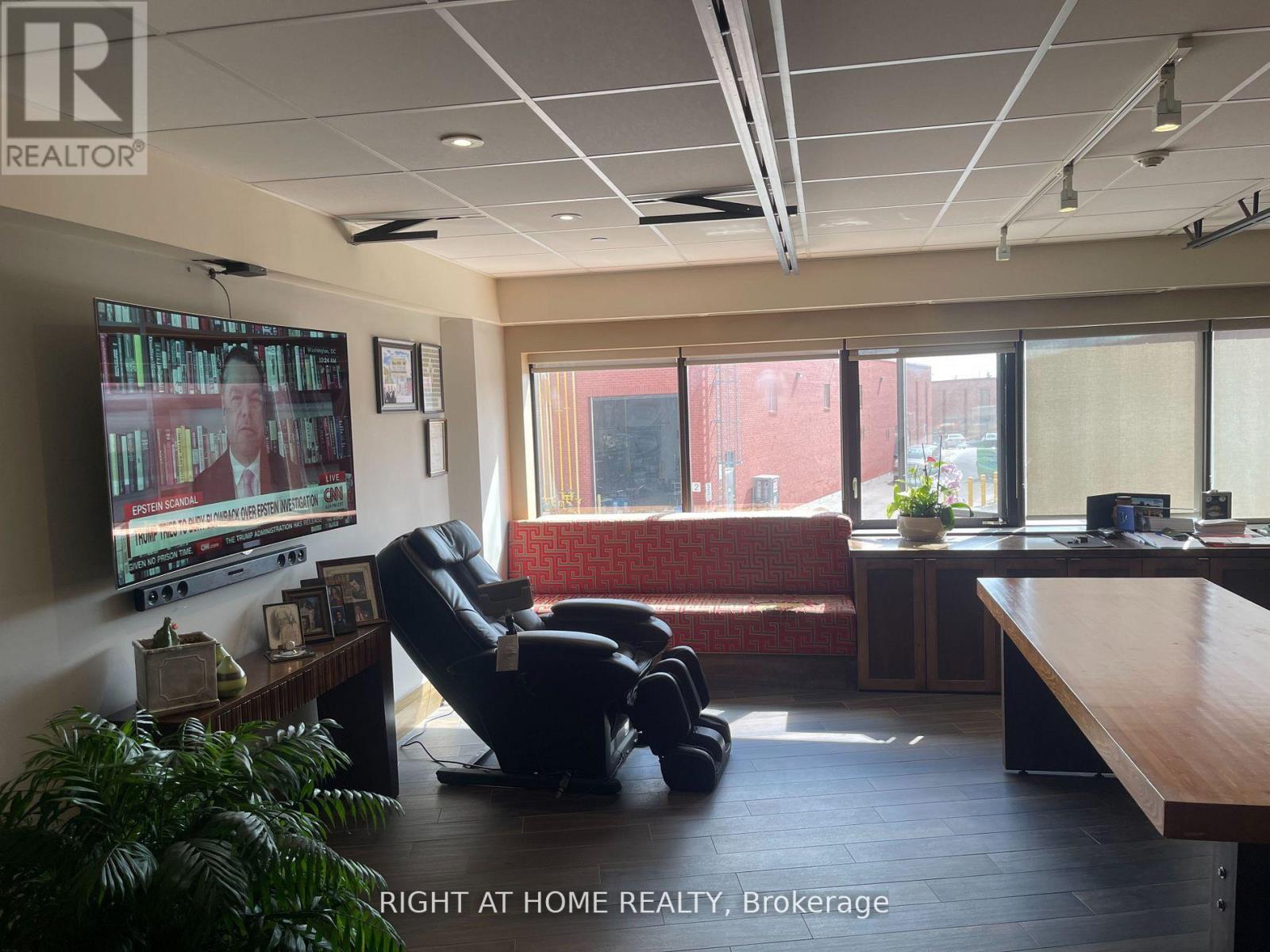 12 - 160 Cidermill Avenue, Vaughan, Ontario  L4K 4K5 - Photo 12 - N12591950