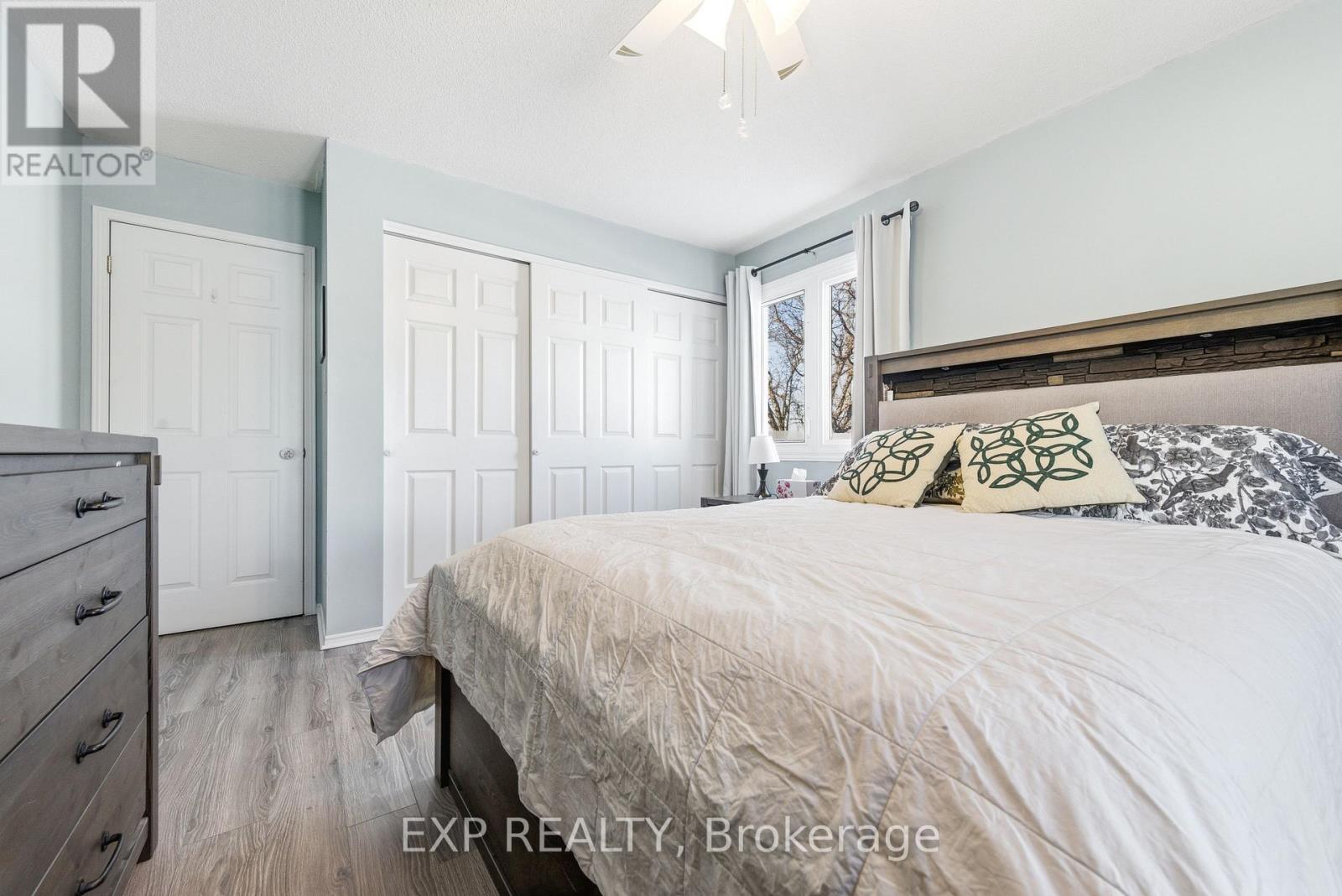 421 Mayhew Street, Renfrew, Ontario K7V 4L4 - Photo 18 - X12592556