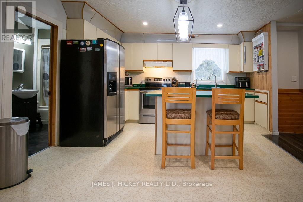 33504 Highway 17 Highway, Deep River, Ontario  K0J 1P0 - Photo 7 - X12592326