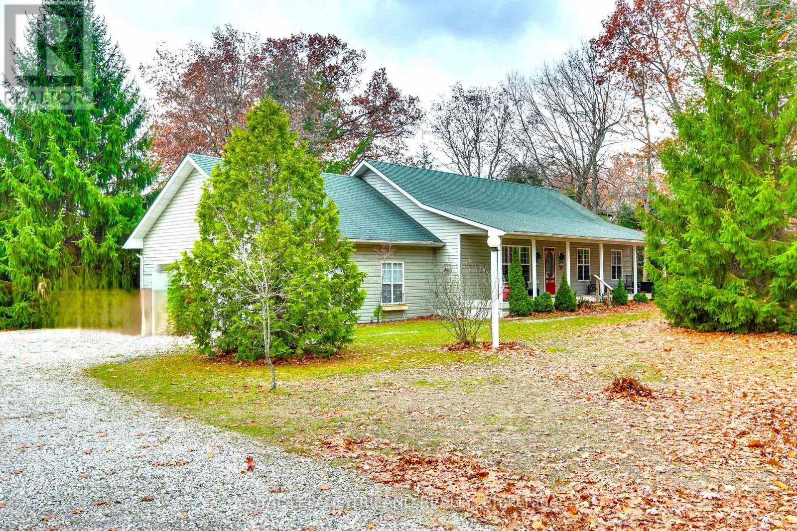 9909 NORTHVILLE CRESCENT, Lambton Shores, Ontario