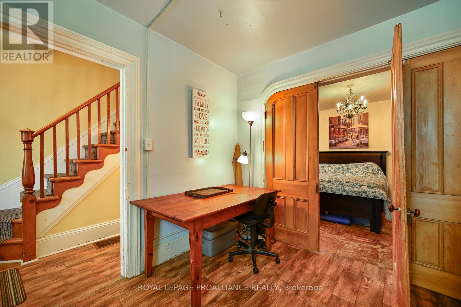 56 North Augusta Road, Brockville, Ontario K6V 2X6 - Photo 10 - X12591758