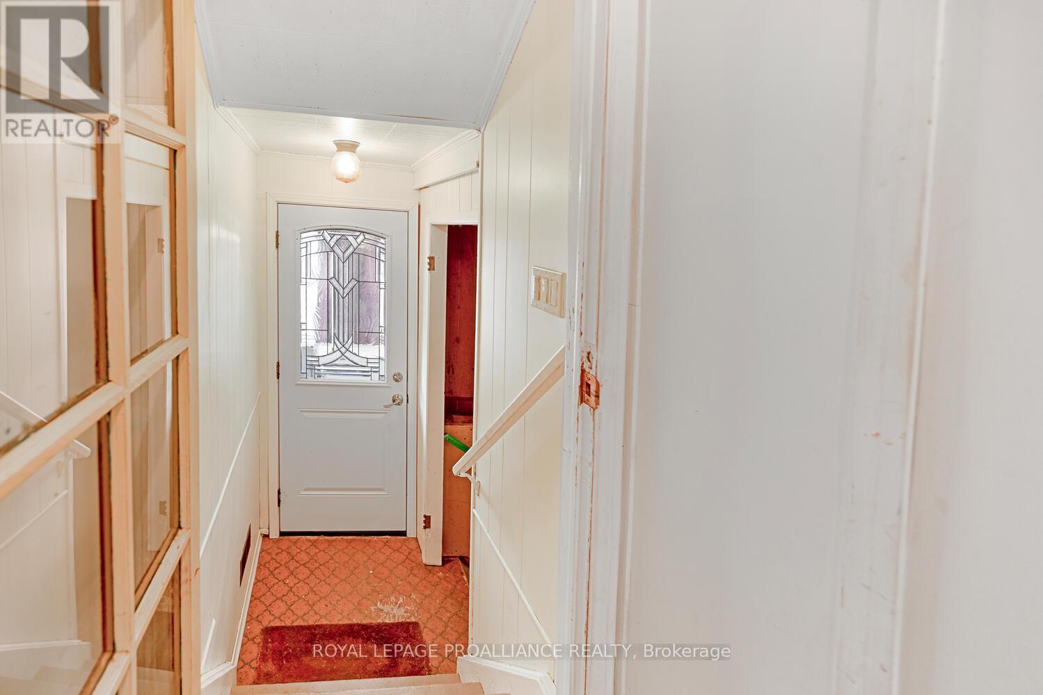 56 North Augusta Road, Brockville, Ontario K6V 2X6 - Photo 24 - X12591758