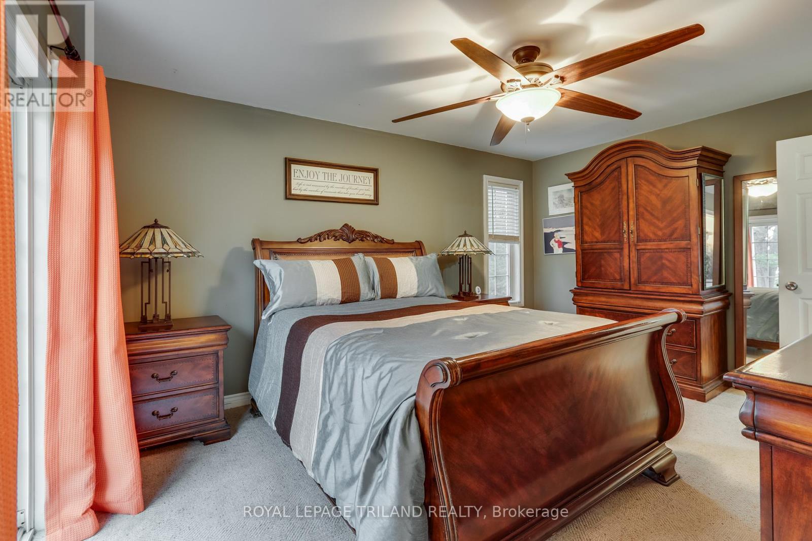 9909 Northville Crescent, Lambton Shores, Ontario N0M 2N0 - Photo 19 - X12556264