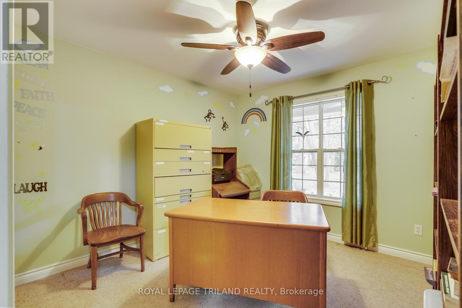 9909 Northville Crescent, Lambton Shores, Ontario N0M 2N0 - Photo 16 - X12556264