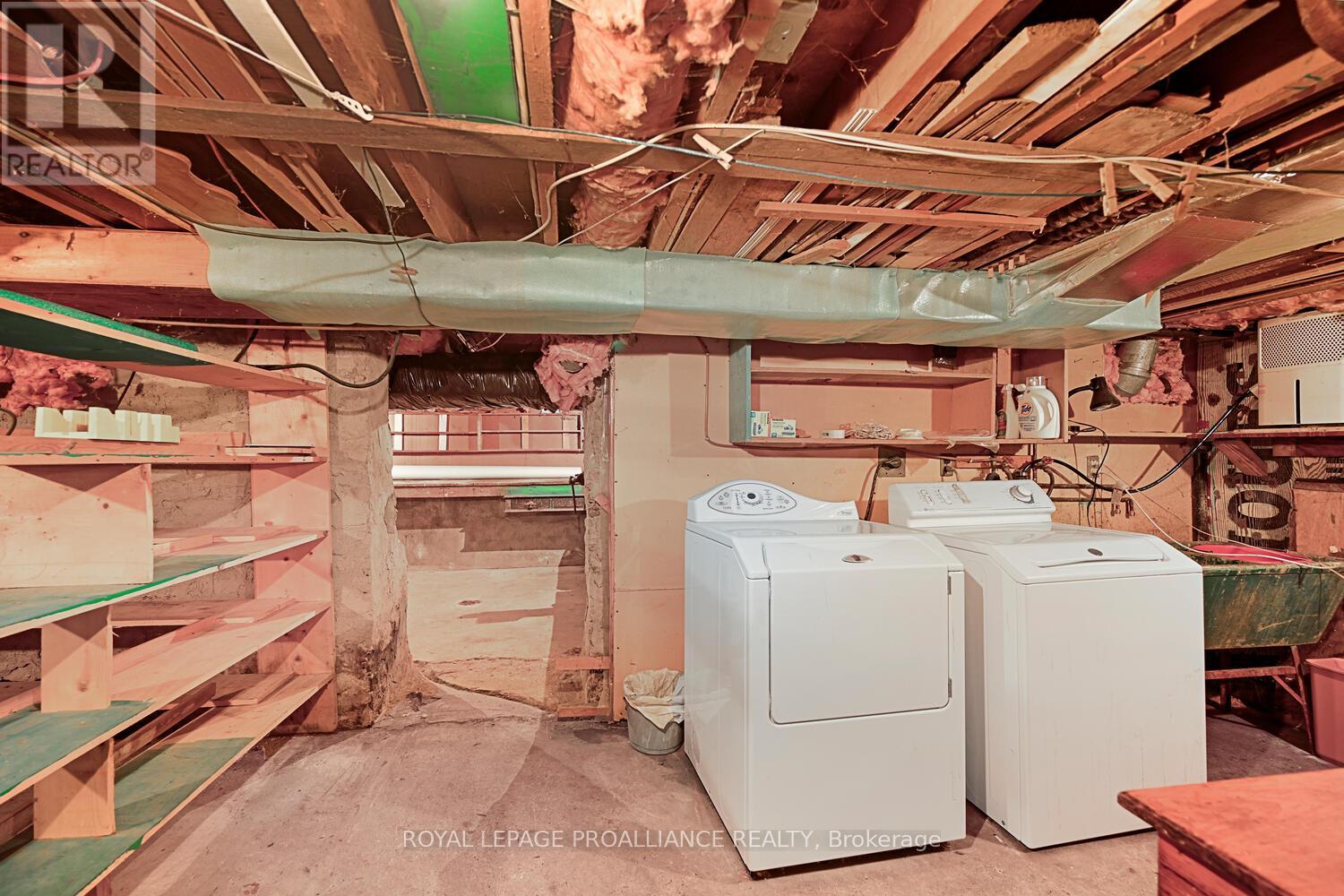 56 North Augusta Road, Brockville, Ontario K6V 2X6 - Photo 36 - X12591758