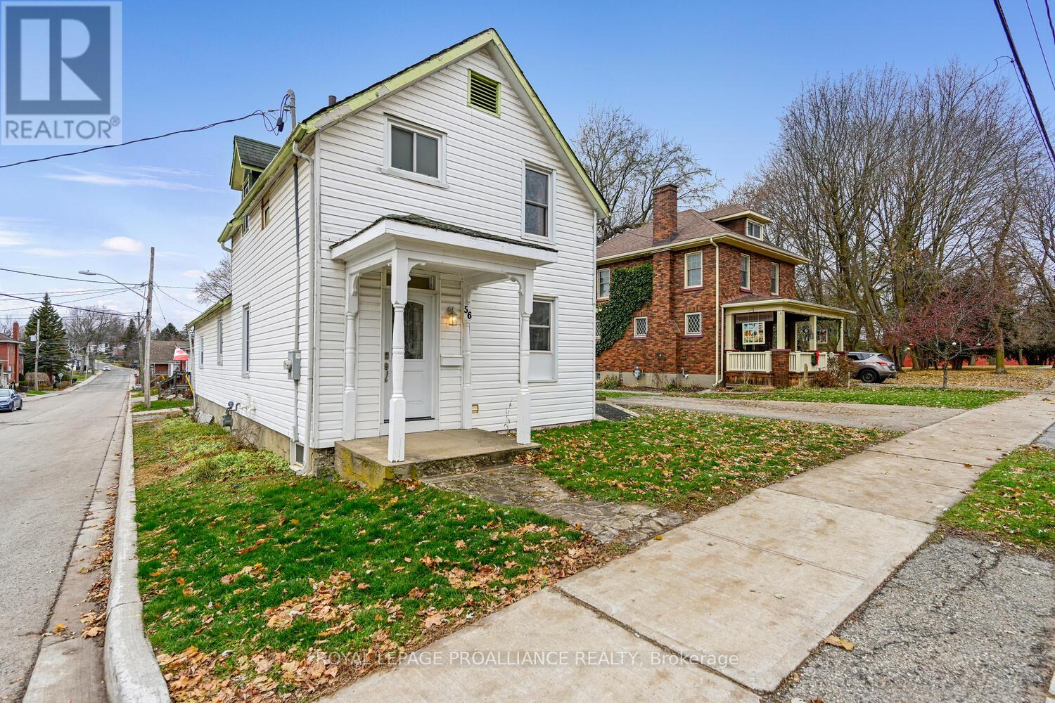 56 North Augusta Road, Brockville, Ontario K6V 2X6 - Photo 5 - X12591758