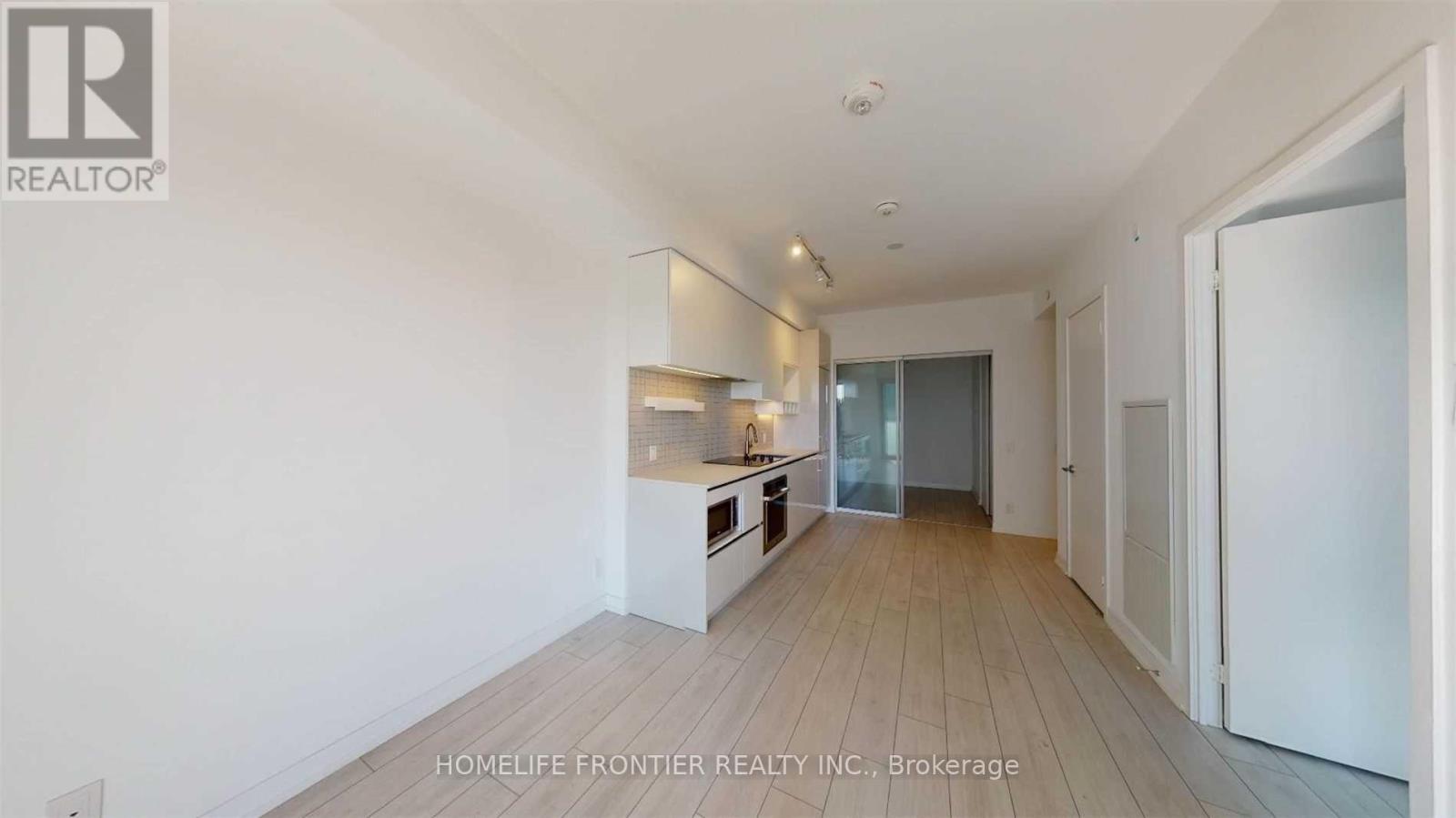 2805 - 950 Portage Parkway, Vaughan, Ontario  L4K 0J7 - Photo 5 - N12592060