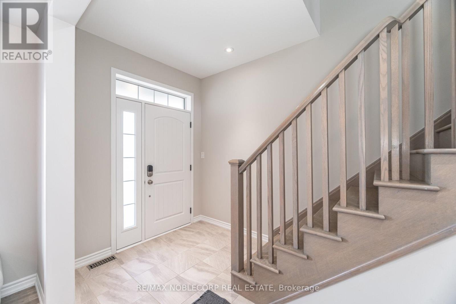 325 Kleinburg Summit Way, Vaughan, Ontario  L4H 4S7 - Photo 6 - N12592066