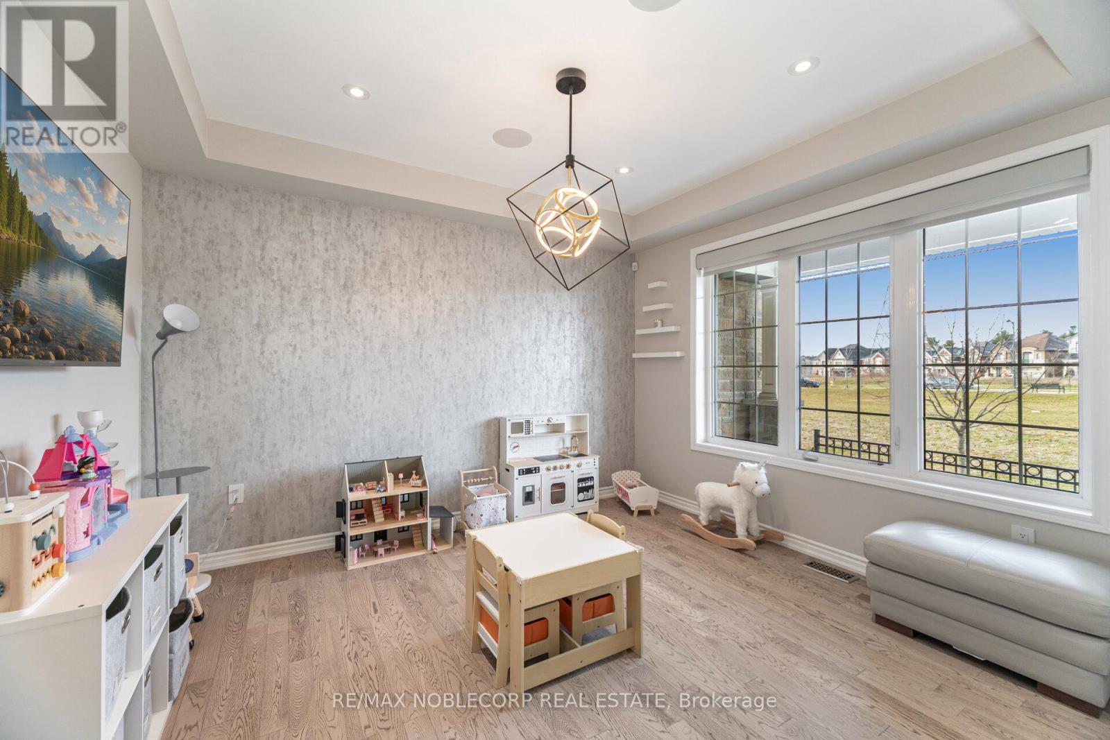 325 Kleinburg Summit Way, Vaughan, Ontario  L4H 4S7 - Photo 8 - N12592066