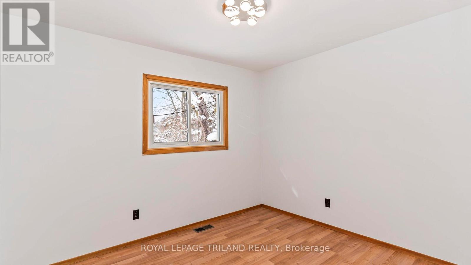 Photo 15 of 43 for 17 Clemens Street