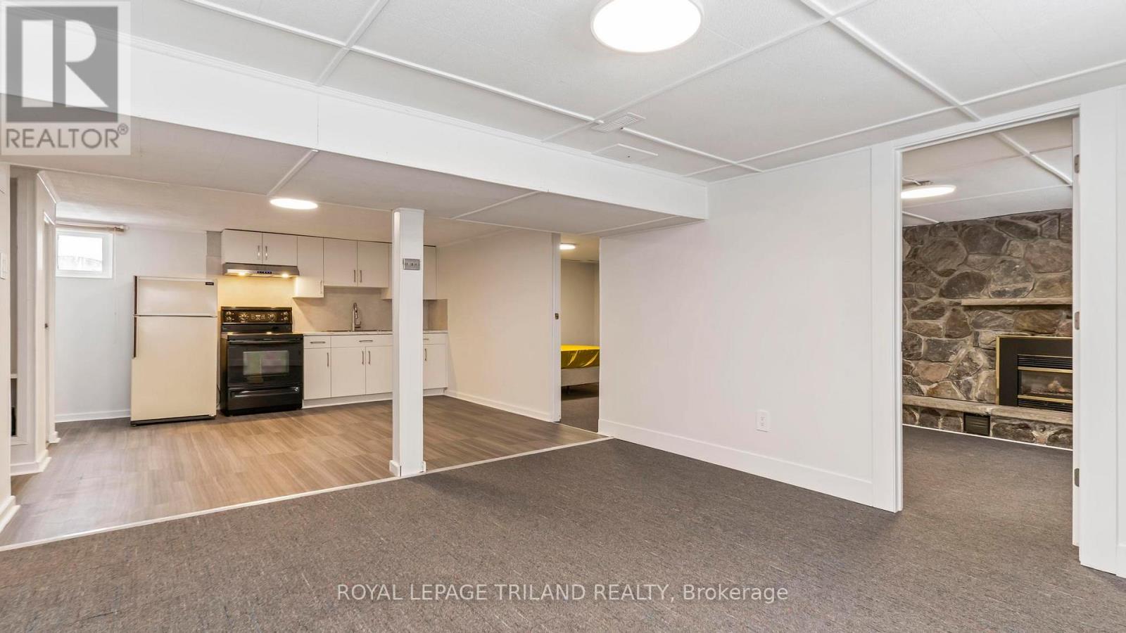 Photo 26 of 43 for 17 Clemens Street