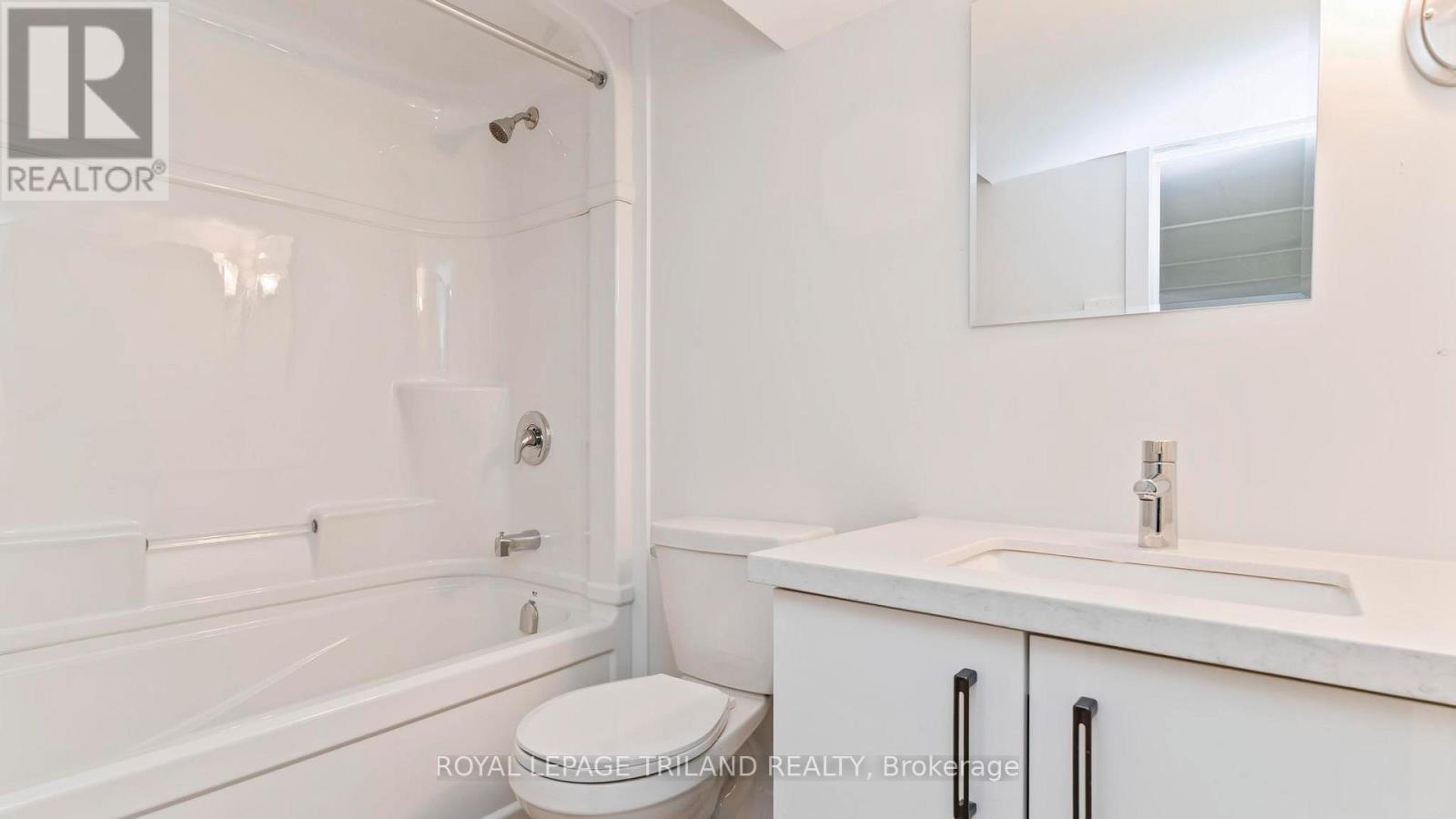 17 Clemens Street, London East, Ontario  N5Y 1H5 - Photo 32 - X12588586