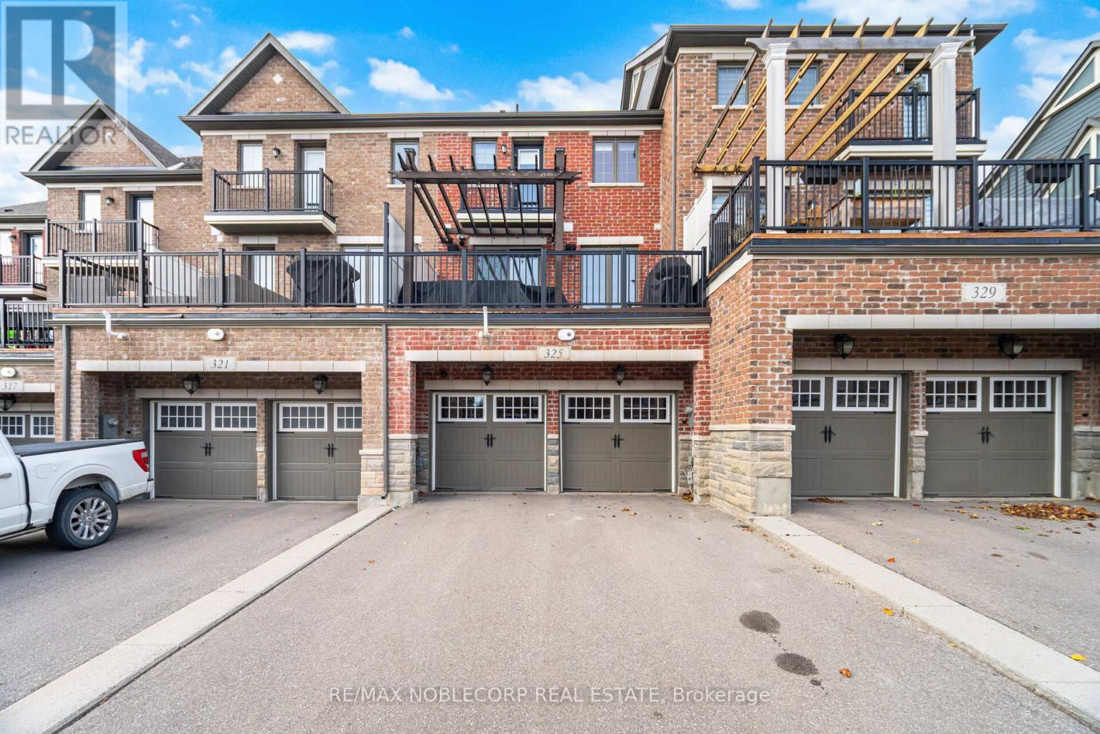 325 Kleinburg Summit Way, Vaughan, Ontario  L4H 4S7 - Photo 42 - N12592066