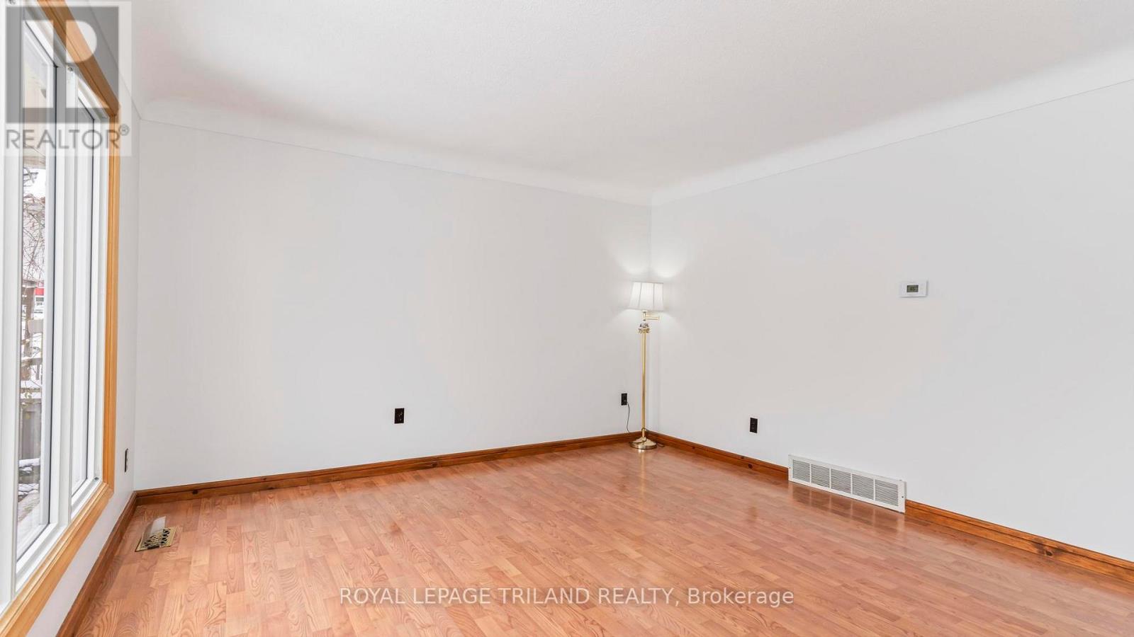 17 Clemens Street, London East, Ontario  N5Y 1H5 - Photo 7 - X12588586