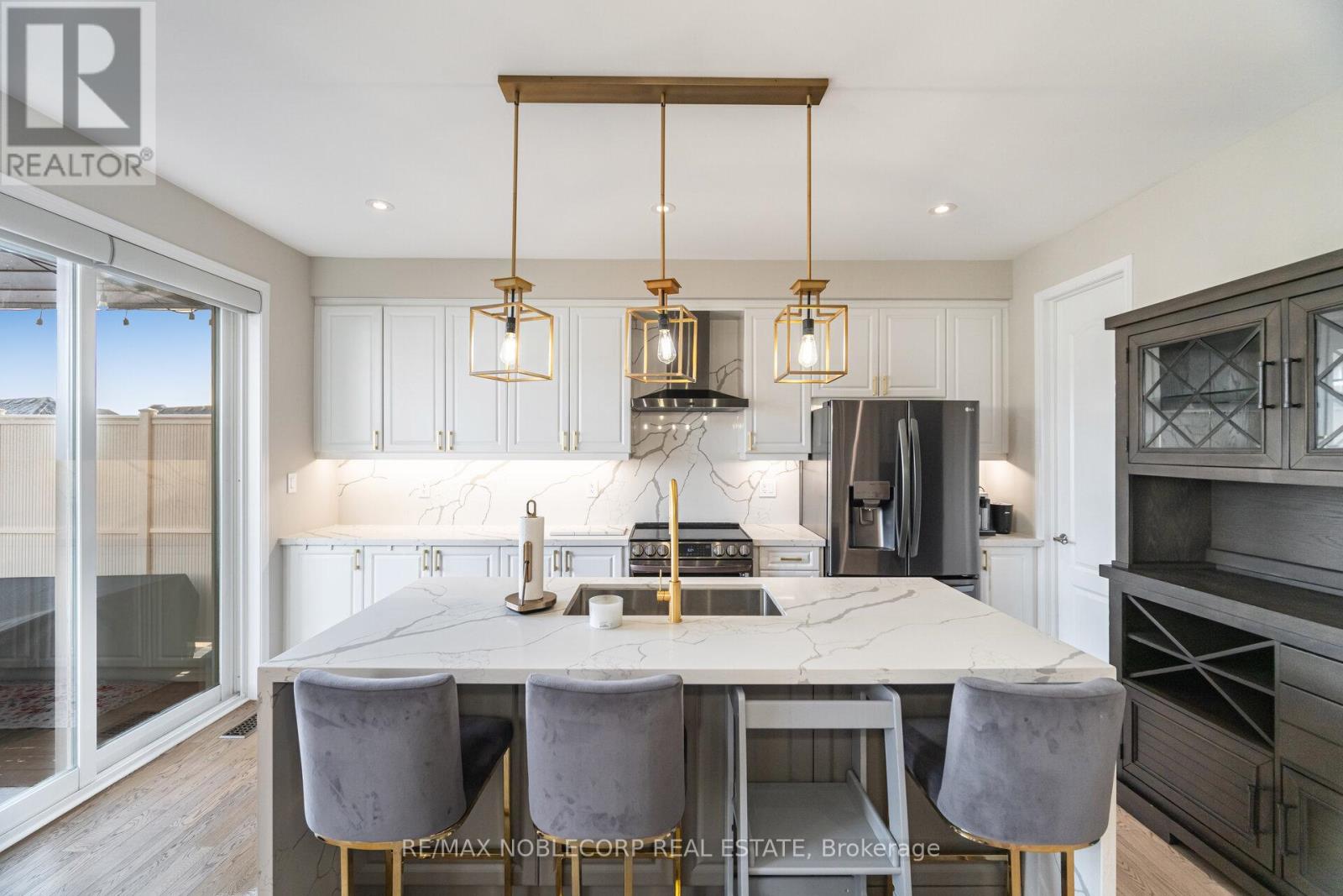 325 Kleinburg Summit Way, Vaughan, Ontario  L4H 4S7 - Photo 16 - N12592066