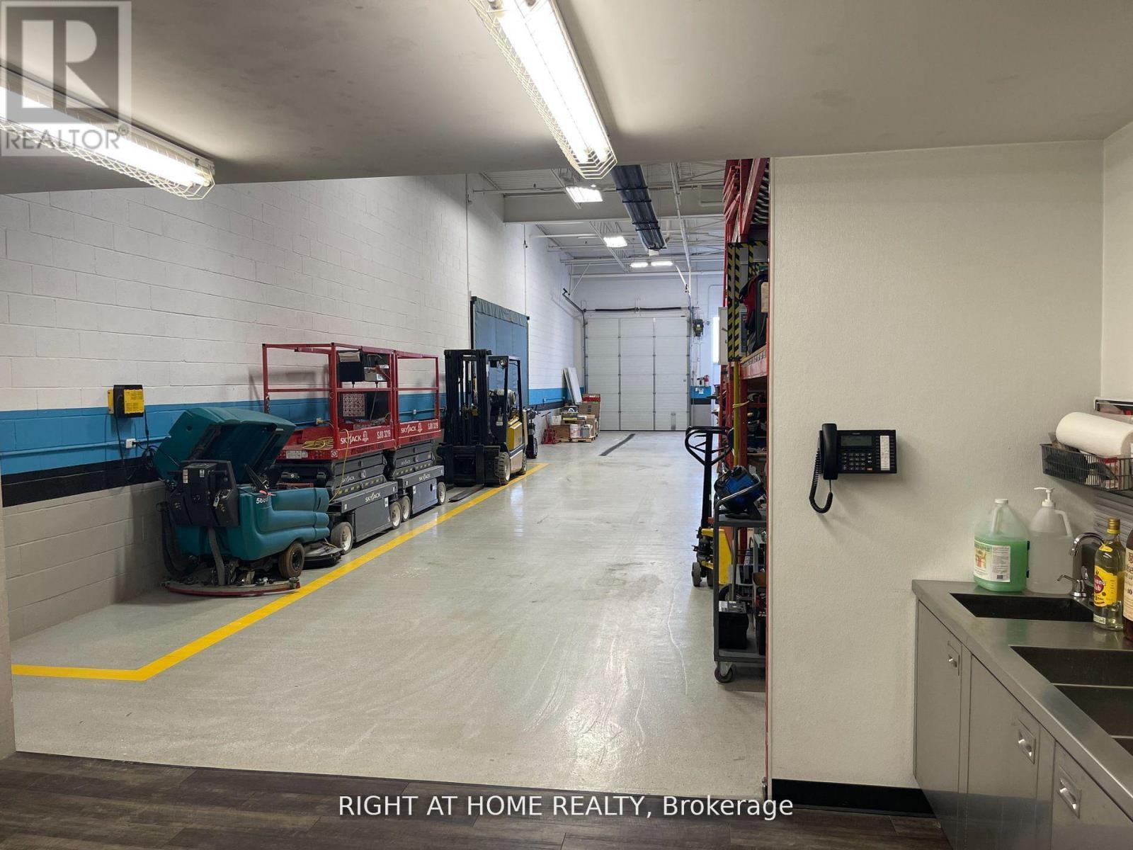 12 - 160 Cidermill Avenue, Vaughan, Ontario  L4K 4K5 - Photo 19 - N12591950