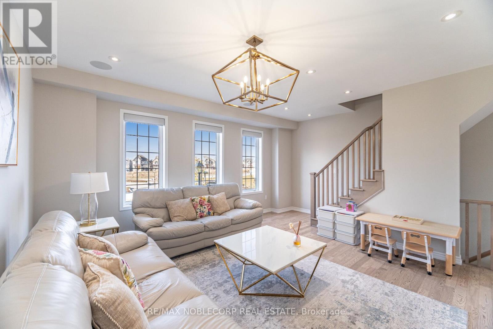 325 Kleinburg Summit Way, Vaughan, Ontario  L4H 4S7 - Photo 23 - N12592066