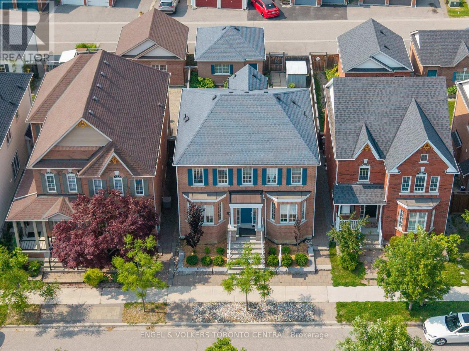 22 Donald Sim Avenue, Markham, Ontario  L6B 1B6 - Photo 46 - N12592182