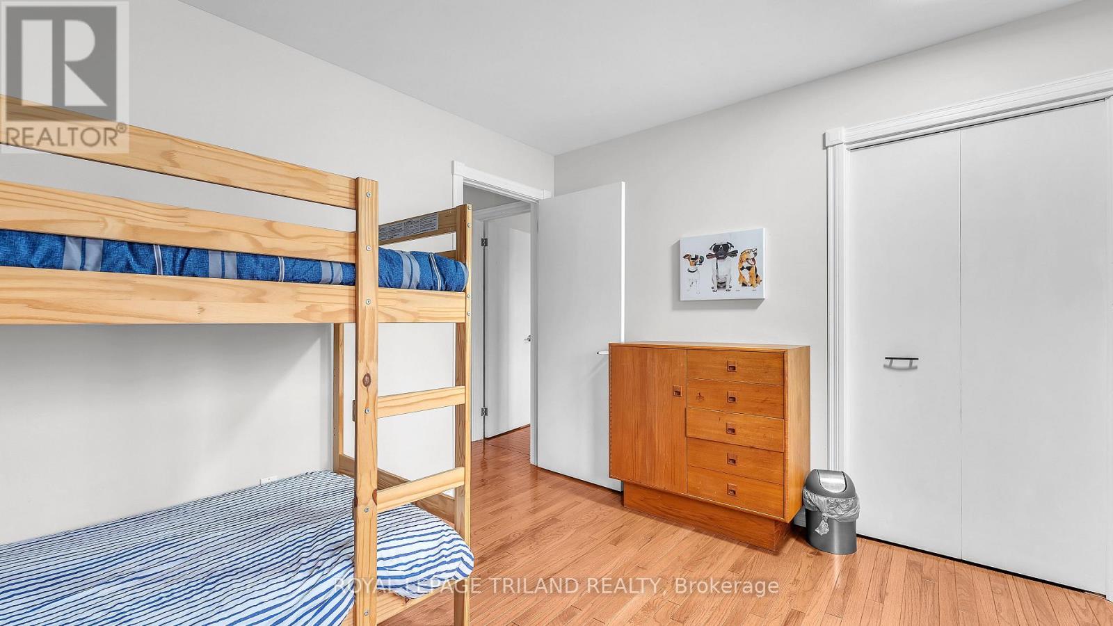 Photo 19 of 43 for 924 Farnham Road