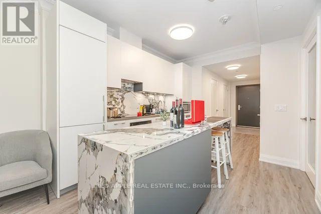 1207 - 18 Water Walk Drive, Markham, Ontario  L3R 6L5 - Photo 9 - N12592146