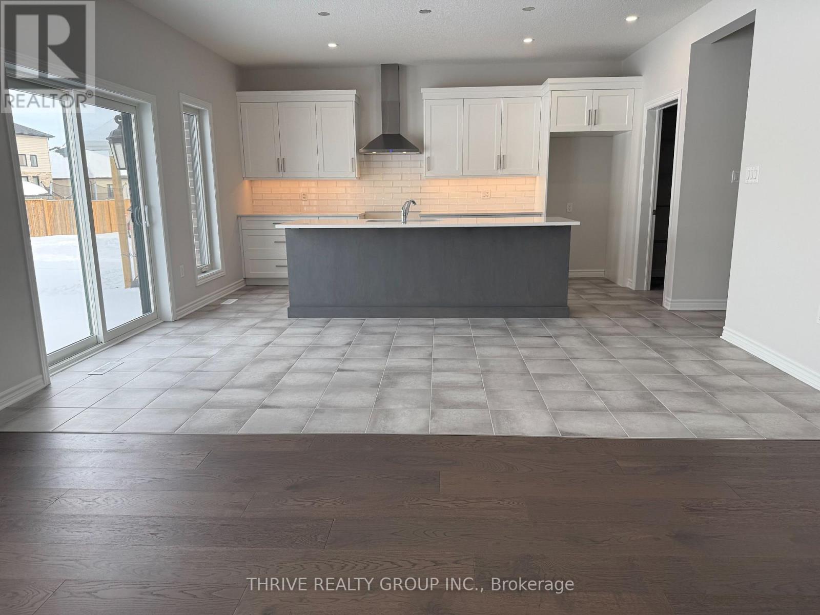 64 Basil Crescent, Middlesex Centre, Ontario  N0M 2A0 - Photo 14 - X12591554