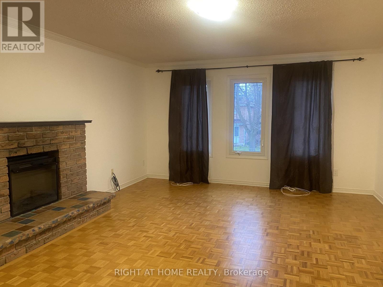 153 Stephen Street, Richmond Hill, Ontario  L4C 5P9 - Photo 10 - N12592194