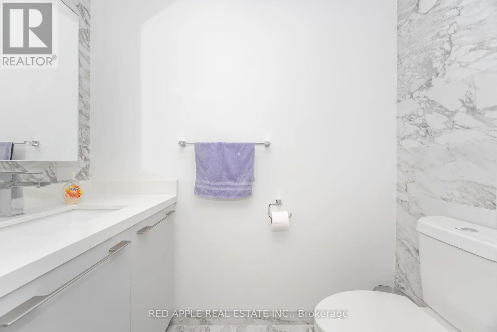 1207 - 18 Water Walk Drive, Markham, Ontario  L3R 6L5 - Photo 25 - N12592146