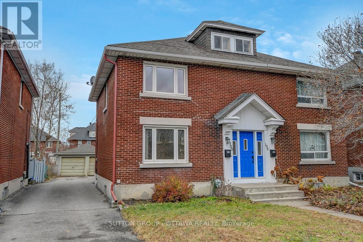 200 Breezehill Avenue N, Ottawa, Ontario K1Y 2H9 - Photo 1 - X12592434