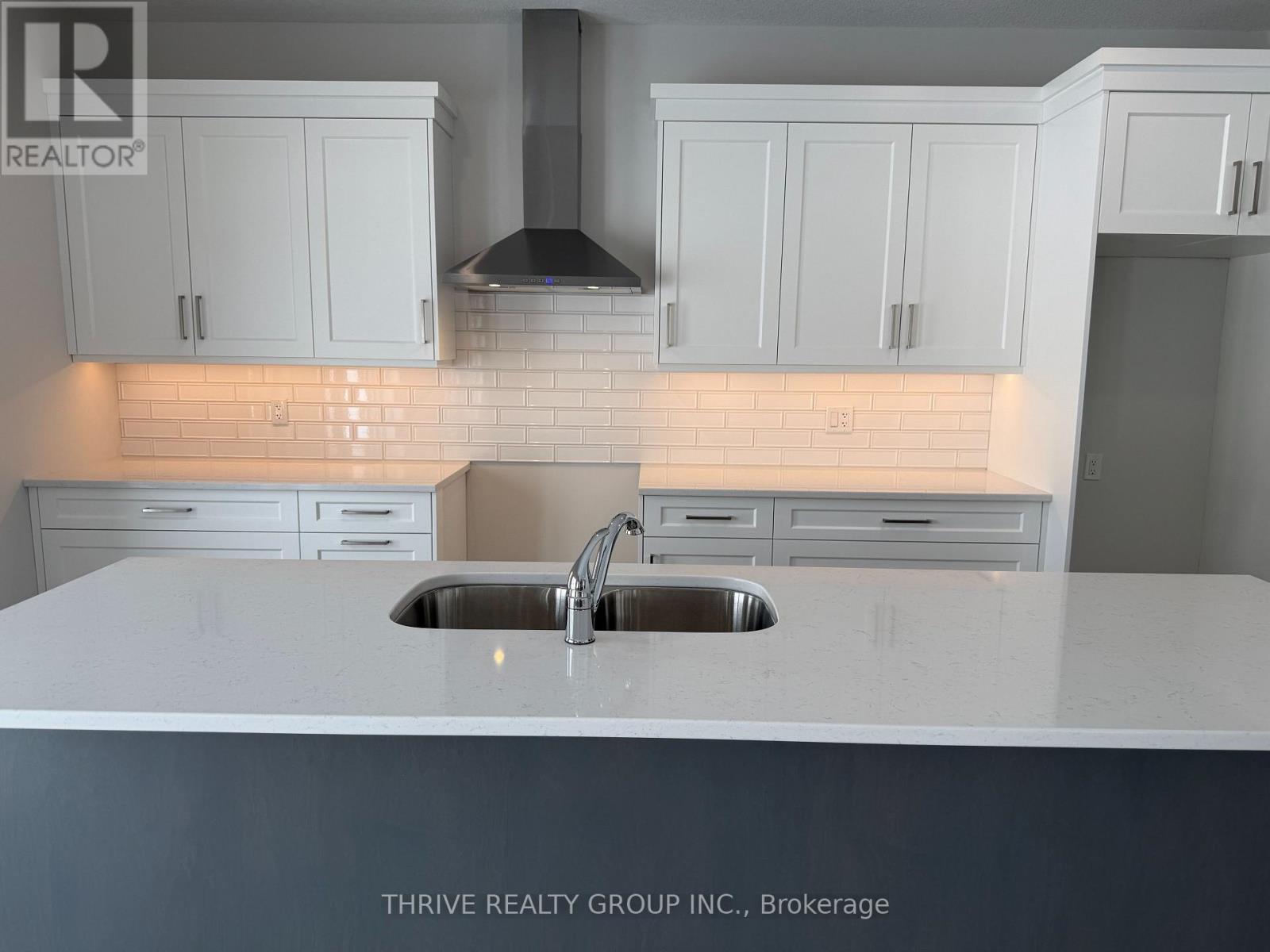 64 Basil Crescent, Middlesex Centre, Ontario  N0M 2A0 - Photo 12 - X12591554