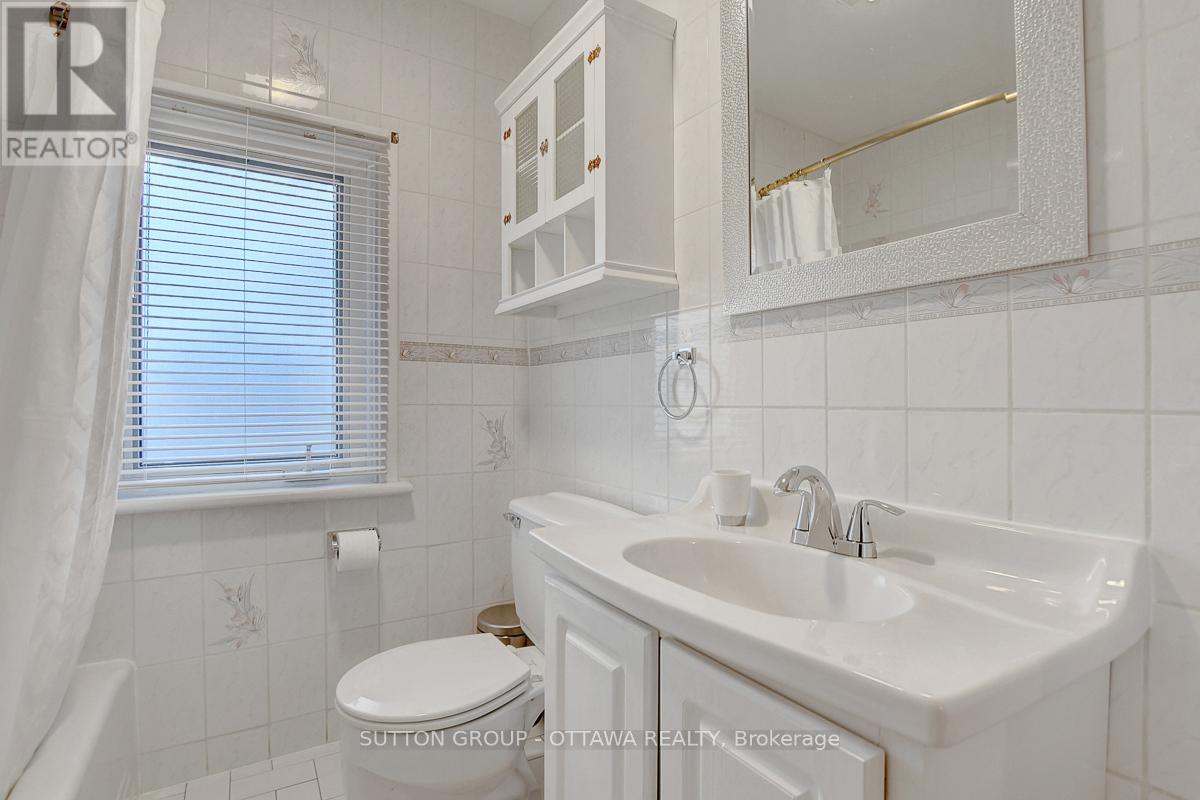 200 Breezehill Avenue N, Ottawa, Ontario K1Y 2H9 - Photo 19 - X12592434