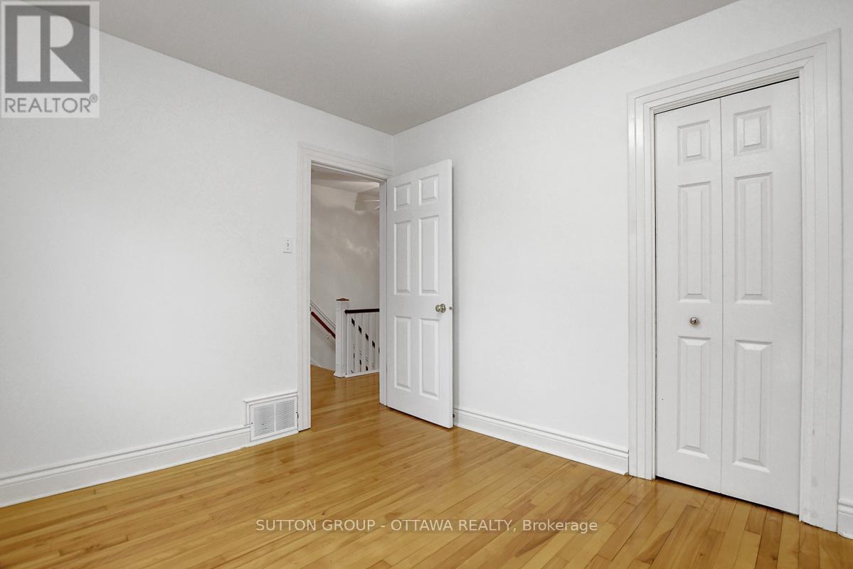 200 Breezehill Avenue N, Ottawa, Ontario K1Y 2H9 - Photo 18 - X12592434