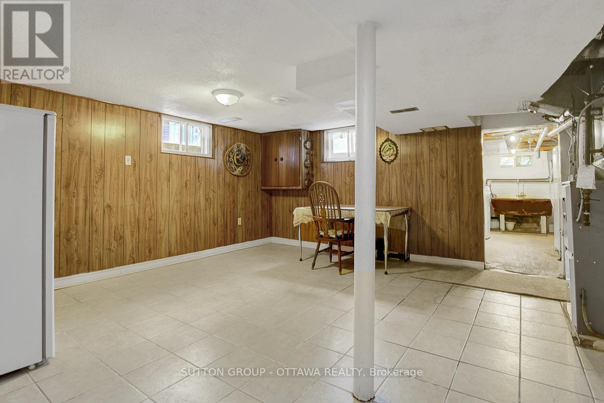 200 Breezehill Avenue N, Ottawa, Ontario K1Y 2H9 - Photo 22 - X12592434