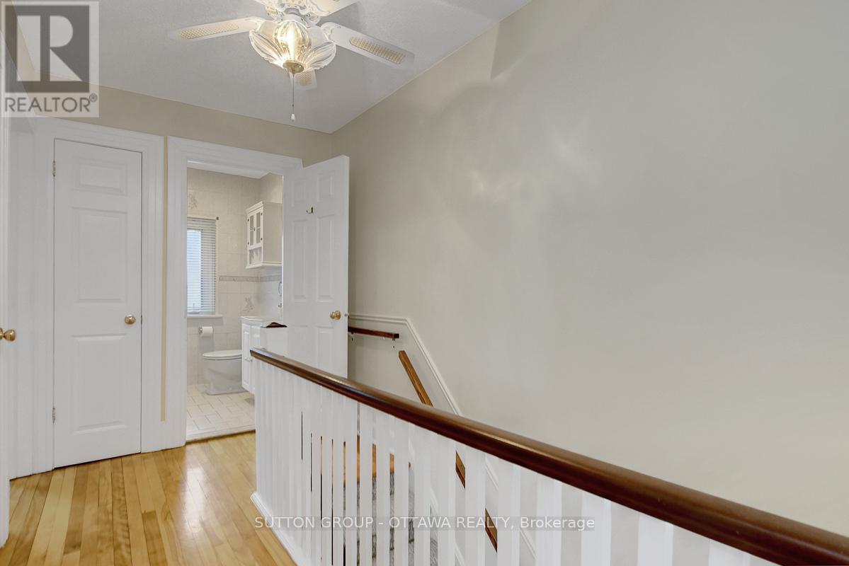 200 Breezehill Avenue N, Ottawa, Ontario K1Y 2H9 - Photo 20 - X12592434