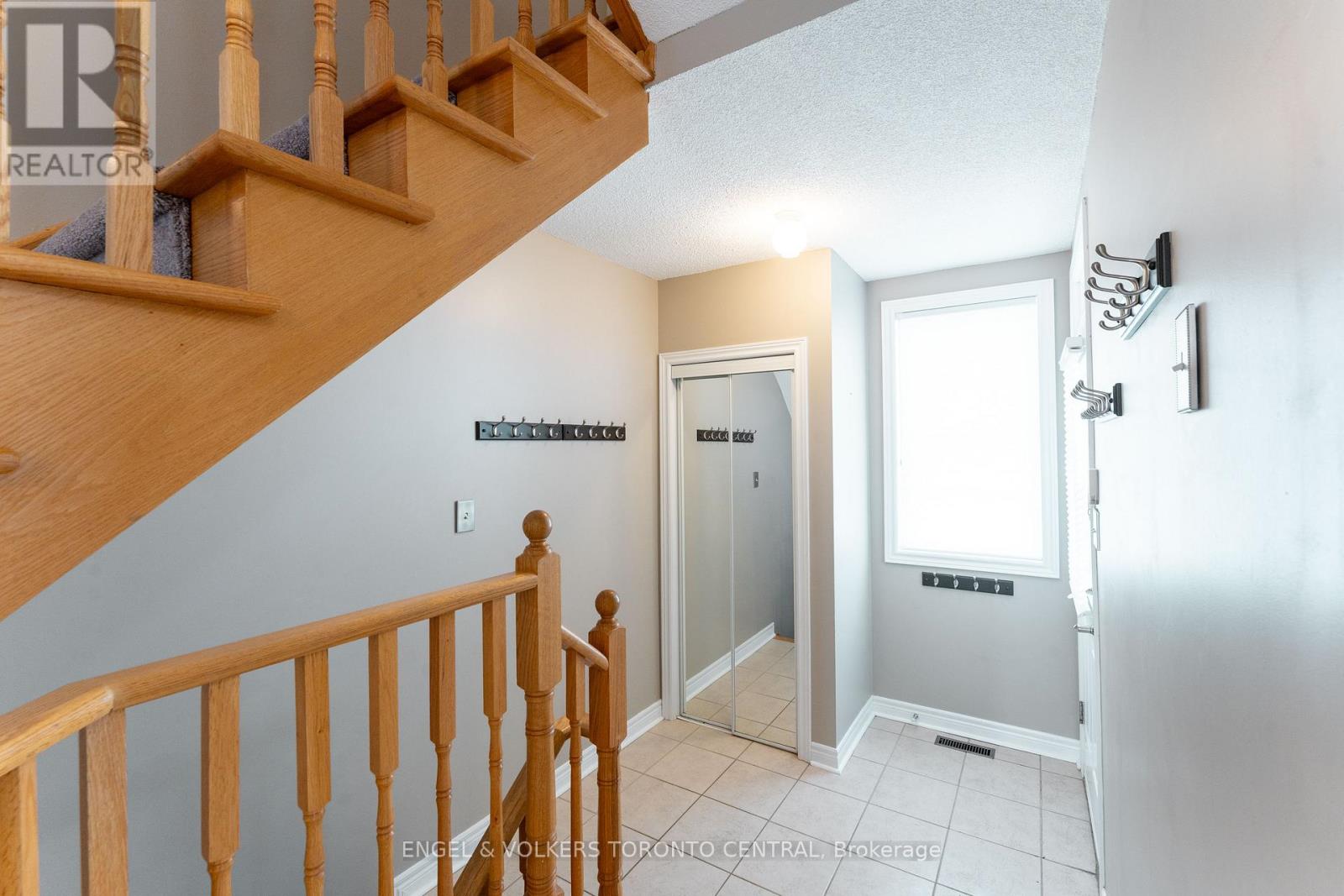 22 Donald Sim Avenue, Markham, Ontario  L6B 1B6 - Photo 31 - N12592182