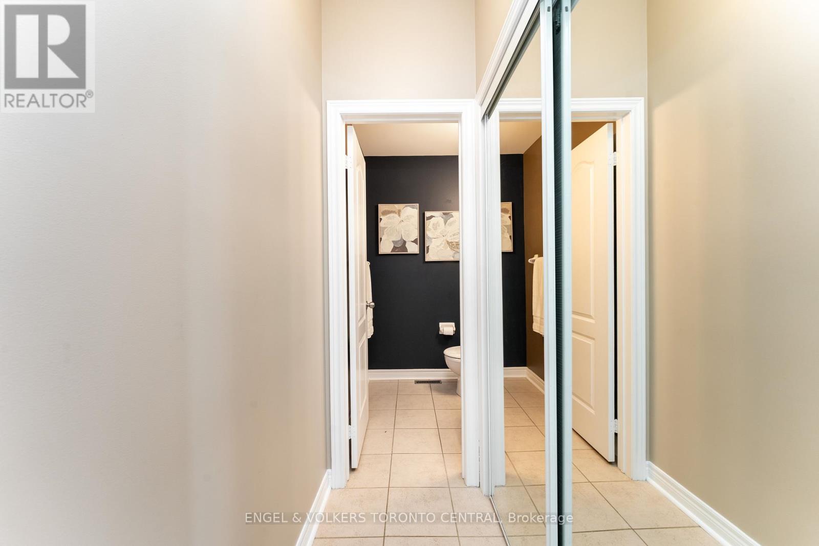 22 Donald Sim Avenue, Markham, Ontario  L6B 1B6 - Photo 7 - N12592182