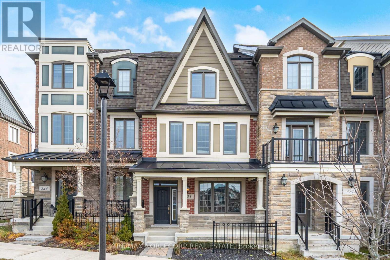 325 KLEINBURG SUMMIT WAY, Vaughan, Ontario