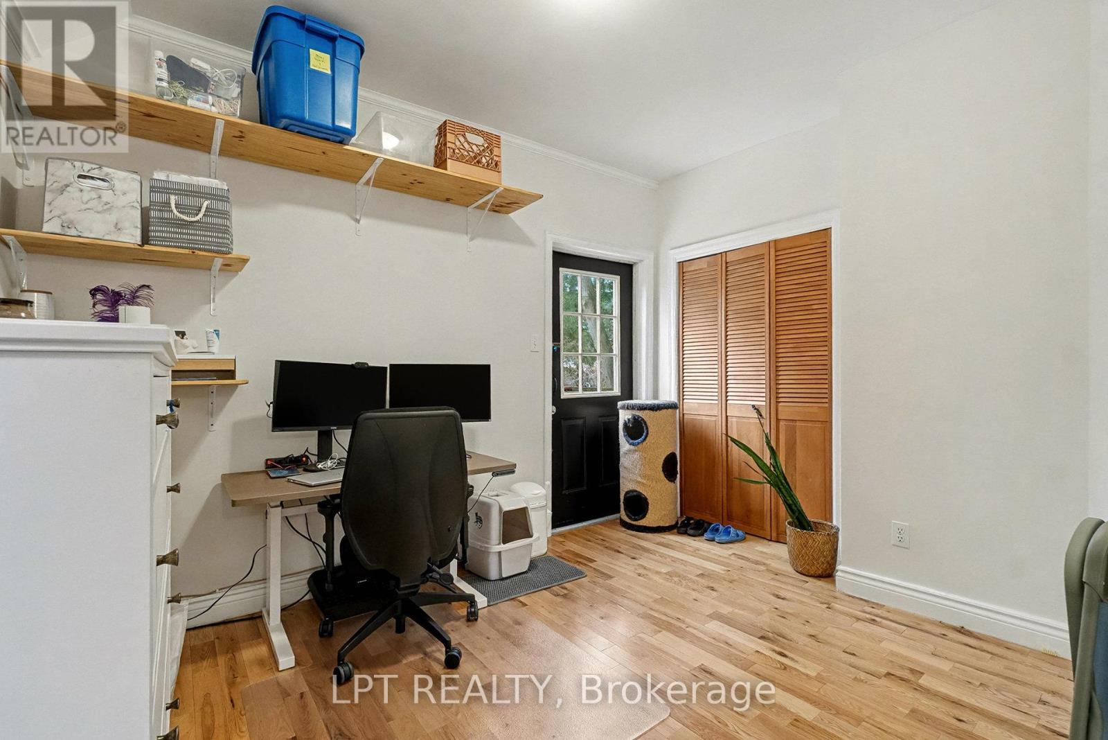 542 Maclaren Street W, Ottawa, Ontario  K1R 5K7 - Photo 14 - X12592452