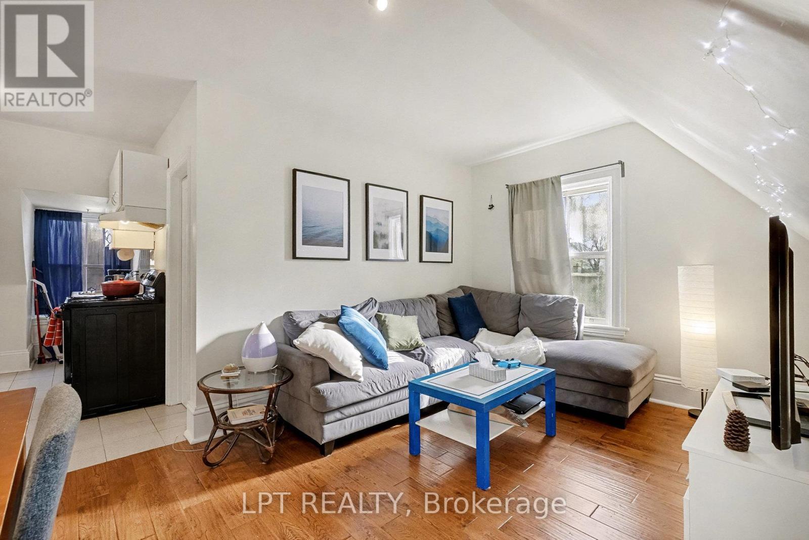 542 Maclaren Street W, Ottawa, Ontario  K1R 5K7 - Photo 25 - X12592452