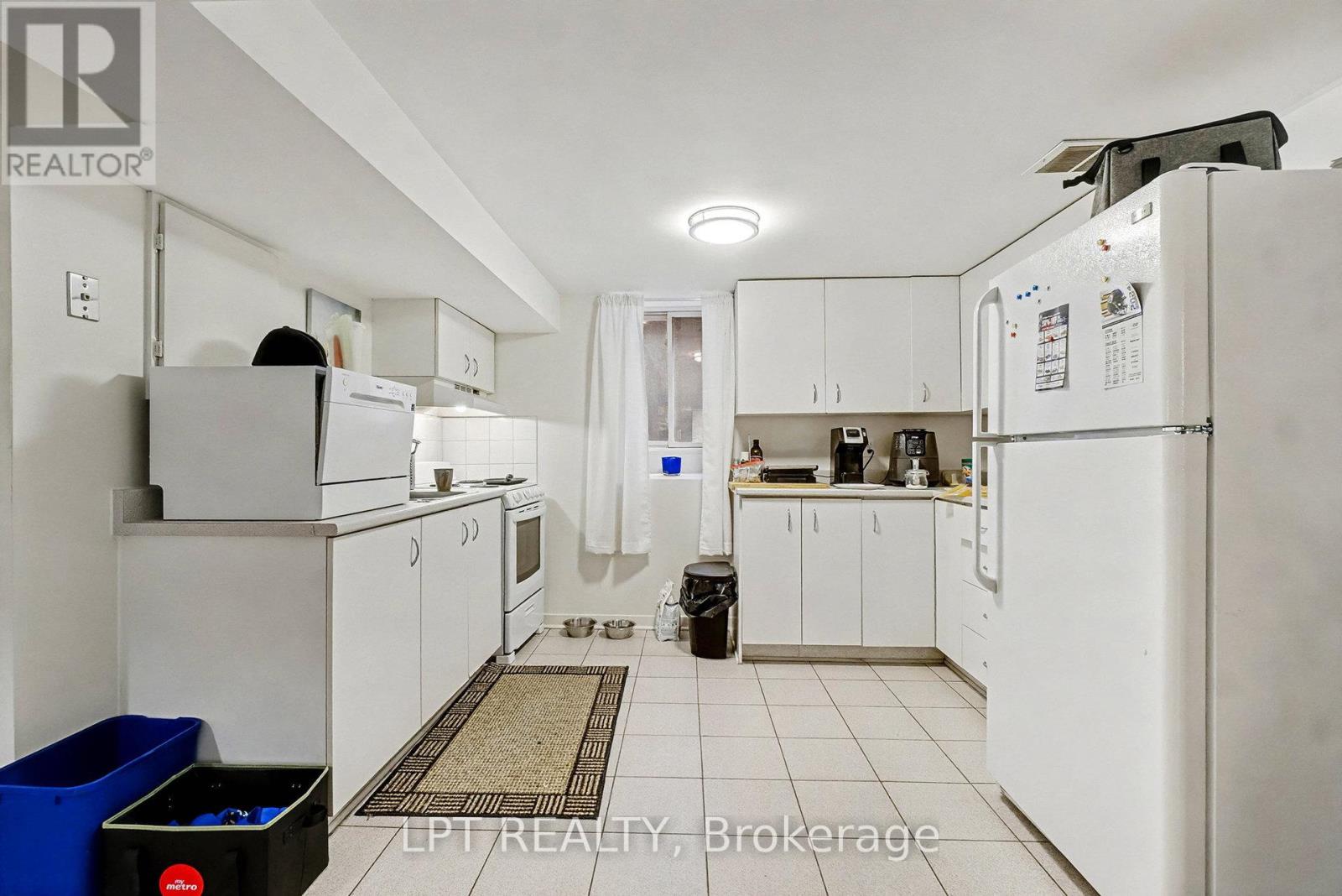 542 Maclaren Street W, Ottawa, Ontario  K1R 5K7 - Photo 36 - X12592452