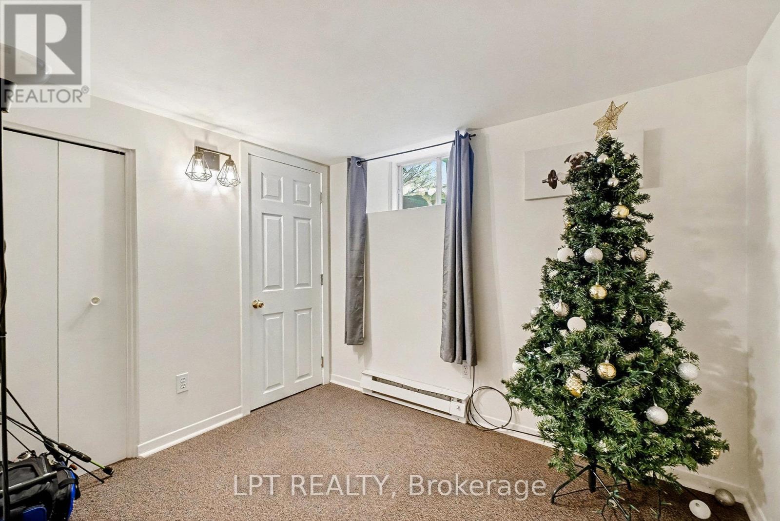 542 Maclaren Street W, Ottawa, Ontario  K1R 5K7 - Photo 38 - X12592452